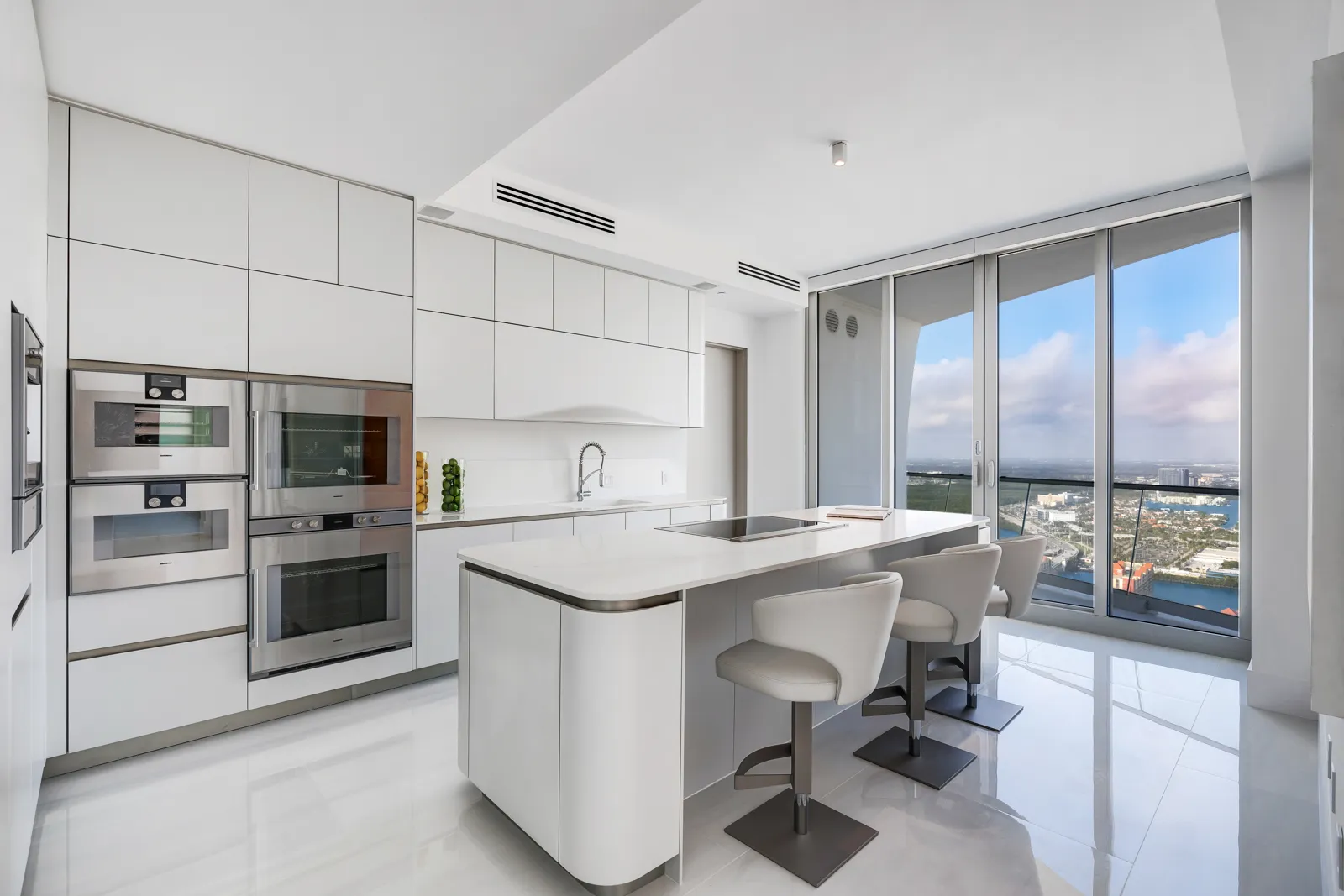 Kitchen remodel by A Class Builders Fort Lauderdale